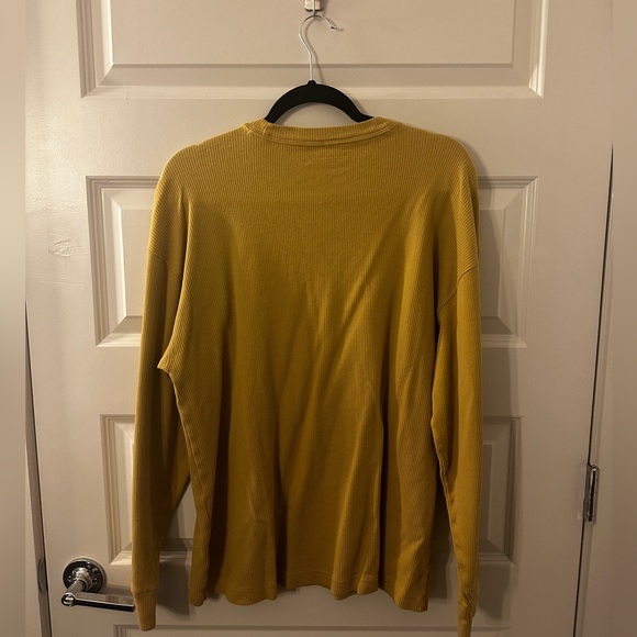 Abercrombie & Fitch Striped/Textured Yellow Long Sleeve Shirt - Picture 2 of 3